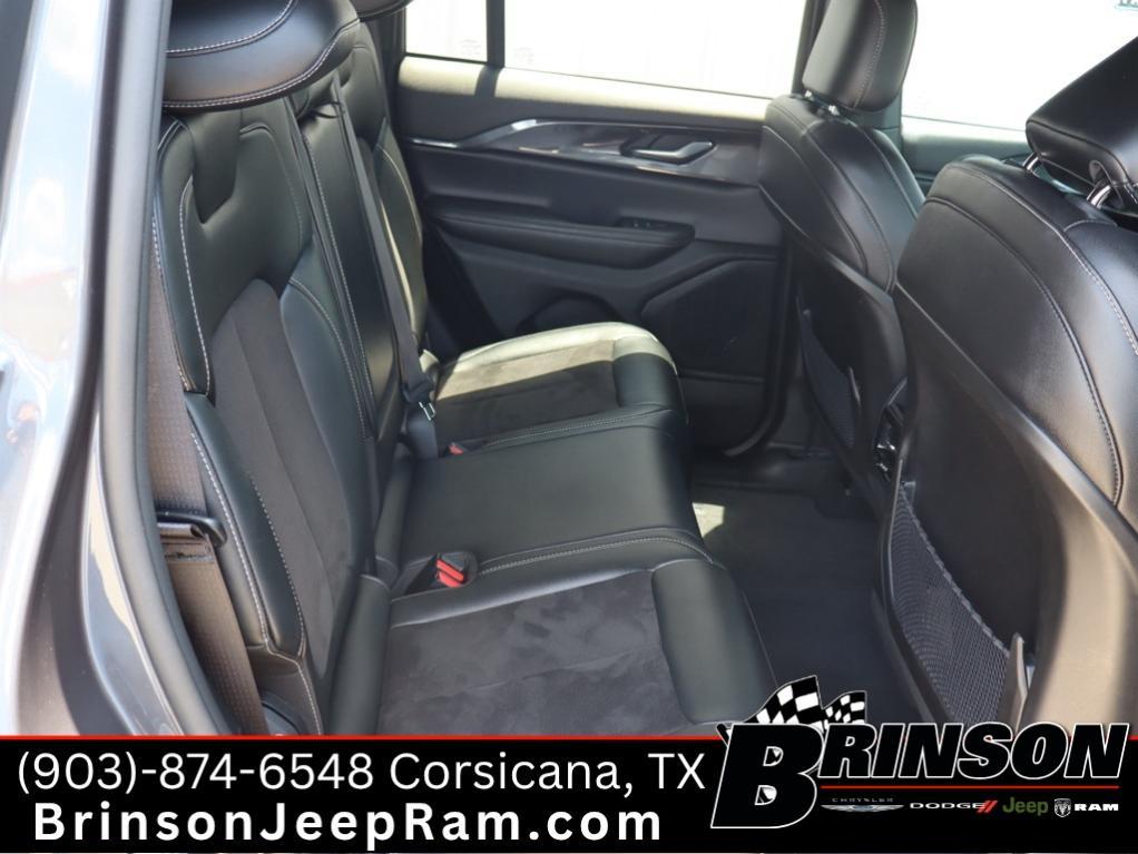 used 2023 Jeep Grand Cherokee car, priced at $25,756