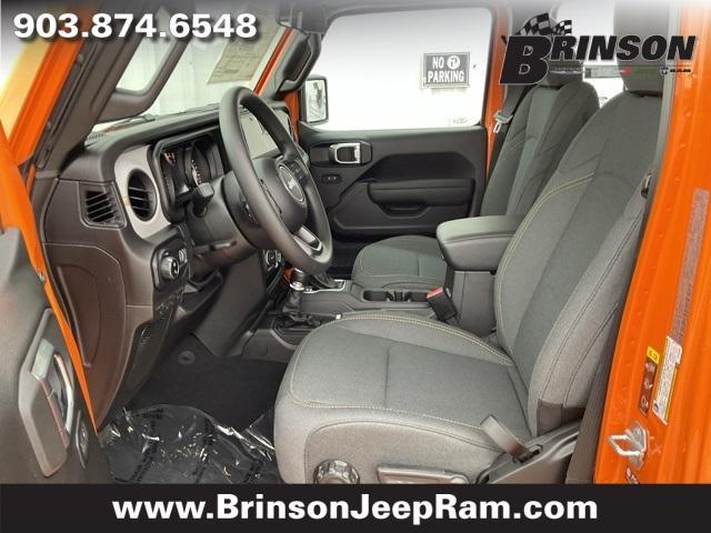 new 2025 Jeep Gladiator car, priced at $36,652