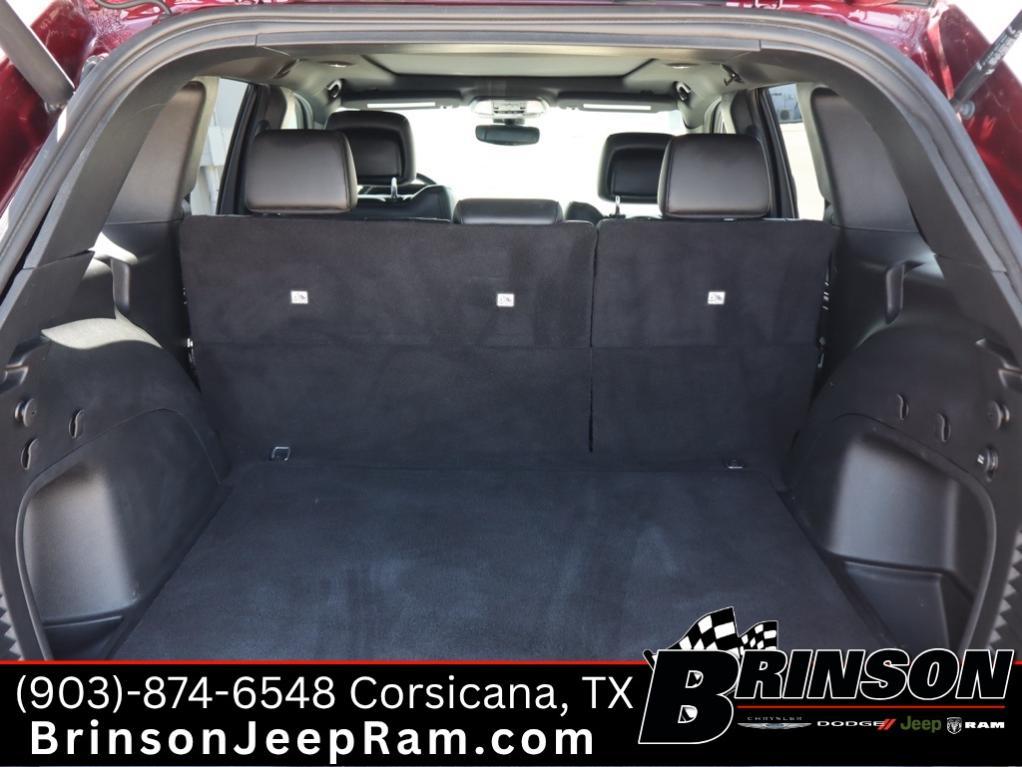 used 2022 Jeep Grand Cherokee WK car, priced at $24,921