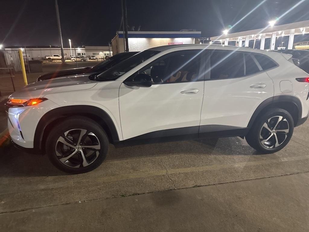 used 2024 Chevrolet Trax car, priced at $22,980