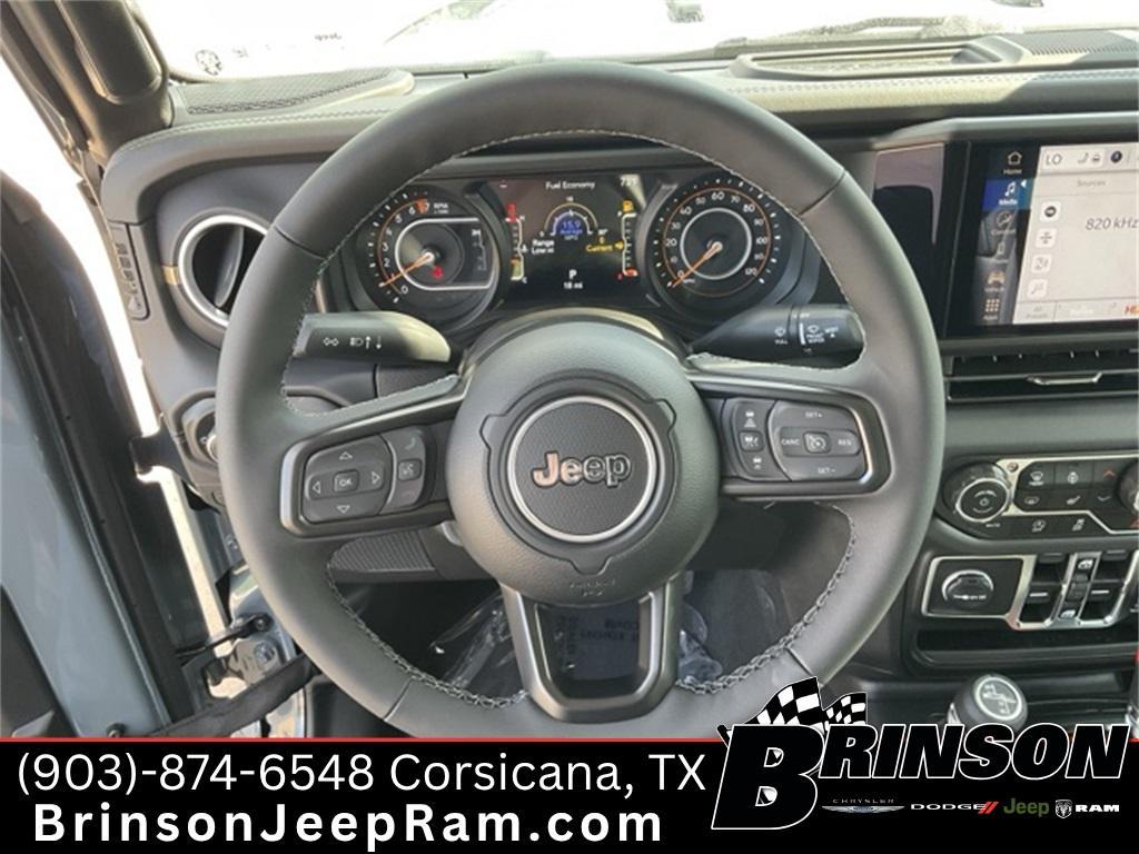 new 2025 Jeep Gladiator car, priced at $45,900
