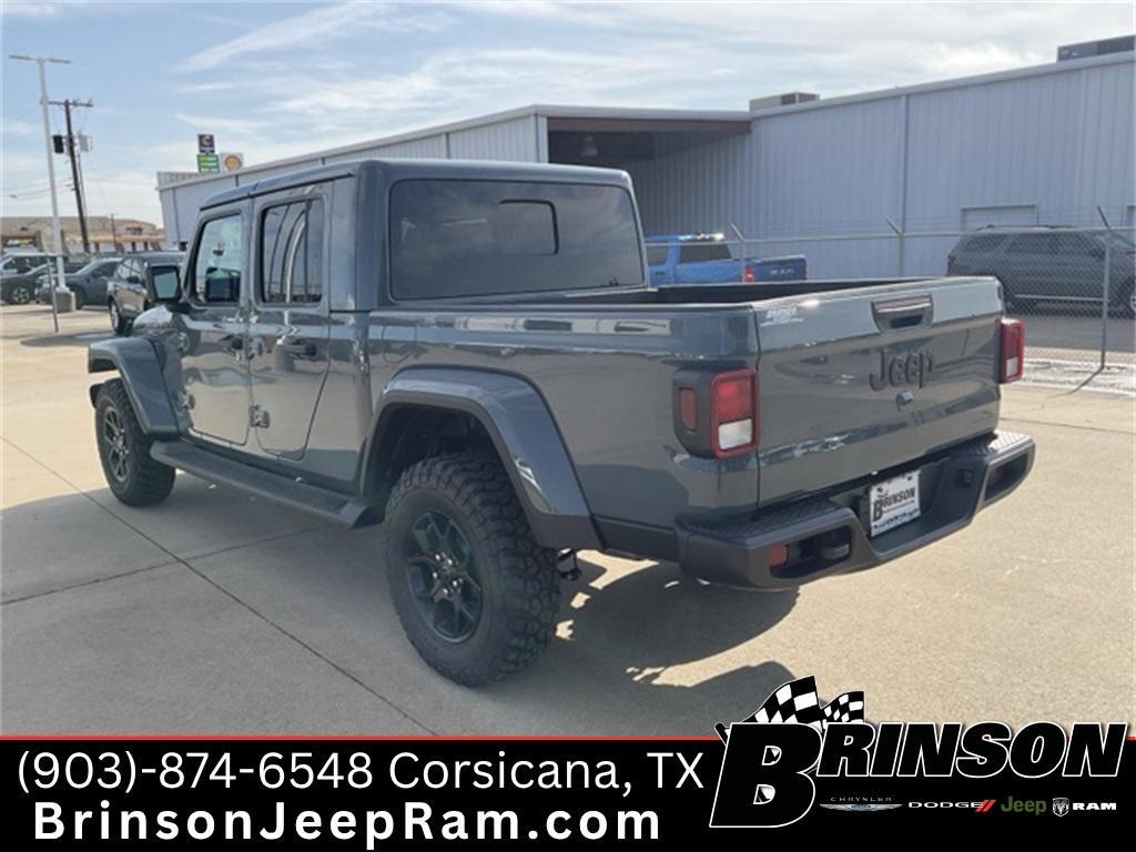 new 2025 Jeep Gladiator car, priced at $45,900