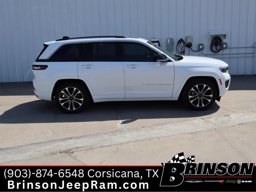 used 2023 Jeep Grand Cherokee car, priced at $40,389
