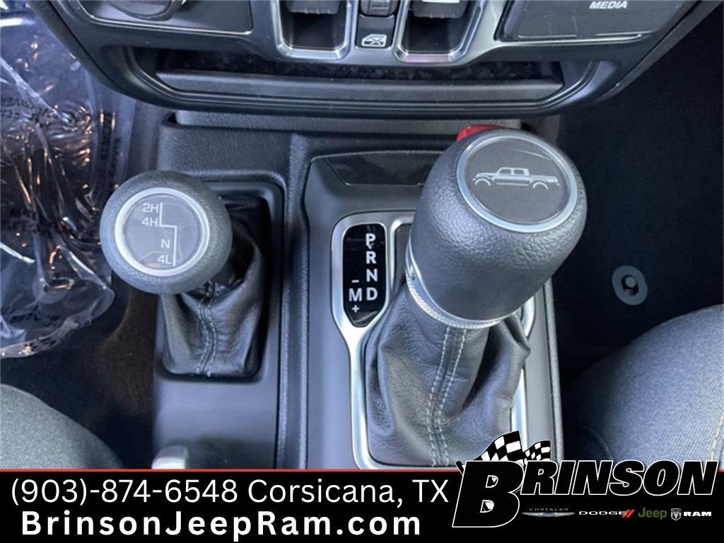 new 2025 Jeep Gladiator car, priced at $36,142