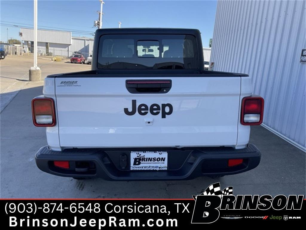 new 2025 Jeep Gladiator car, priced at $36,142