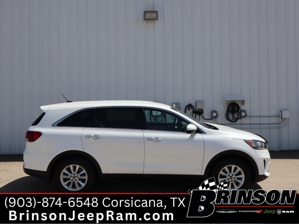 used 2019 Kia Sorento car, priced at $12,650