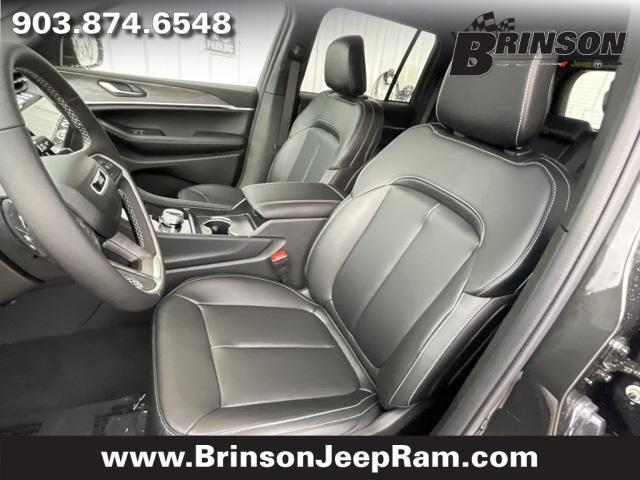 new 2024 Jeep Grand Cherokee car, priced at $41,020