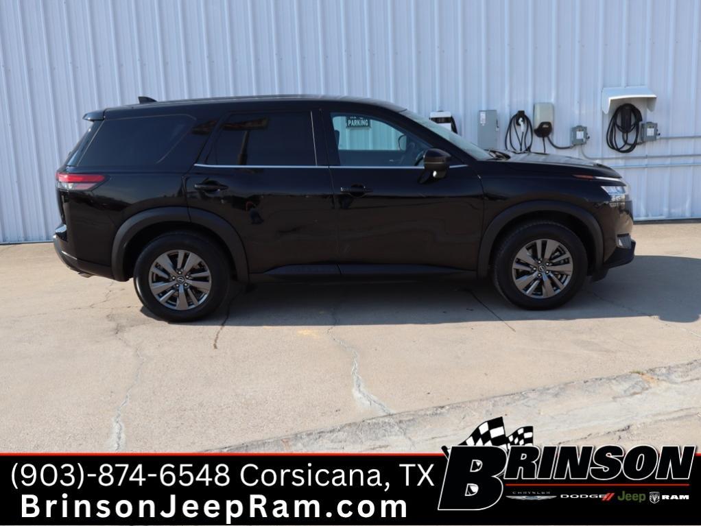 used 2022 Nissan Pathfinder car, priced at $25,695