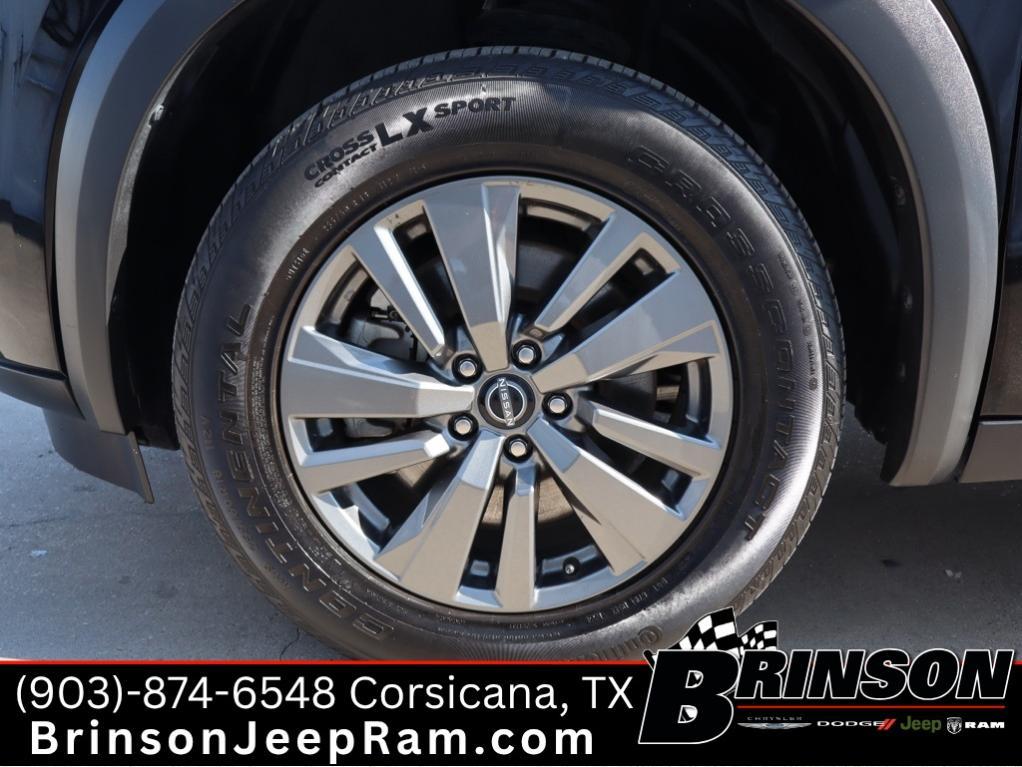 used 2022 Nissan Pathfinder car, priced at $25,695