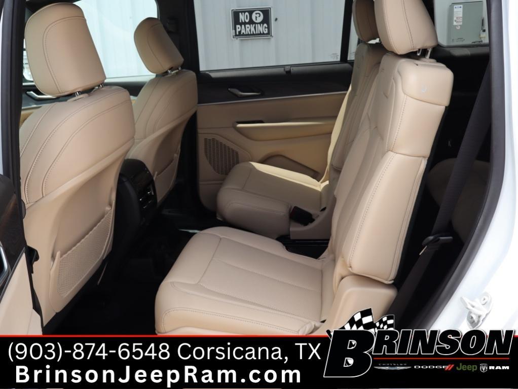 new 2025 Jeep Grand Cherokee L car, priced at $46,617