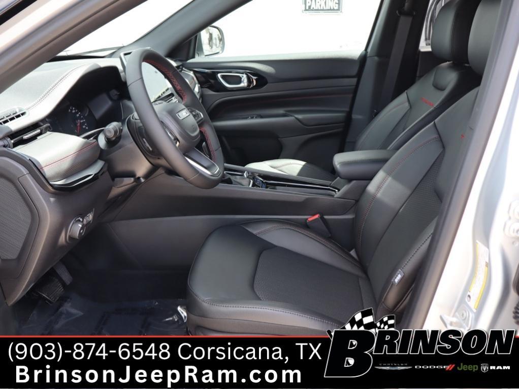 new 2025 Jeep Compass car, priced at $29,849
