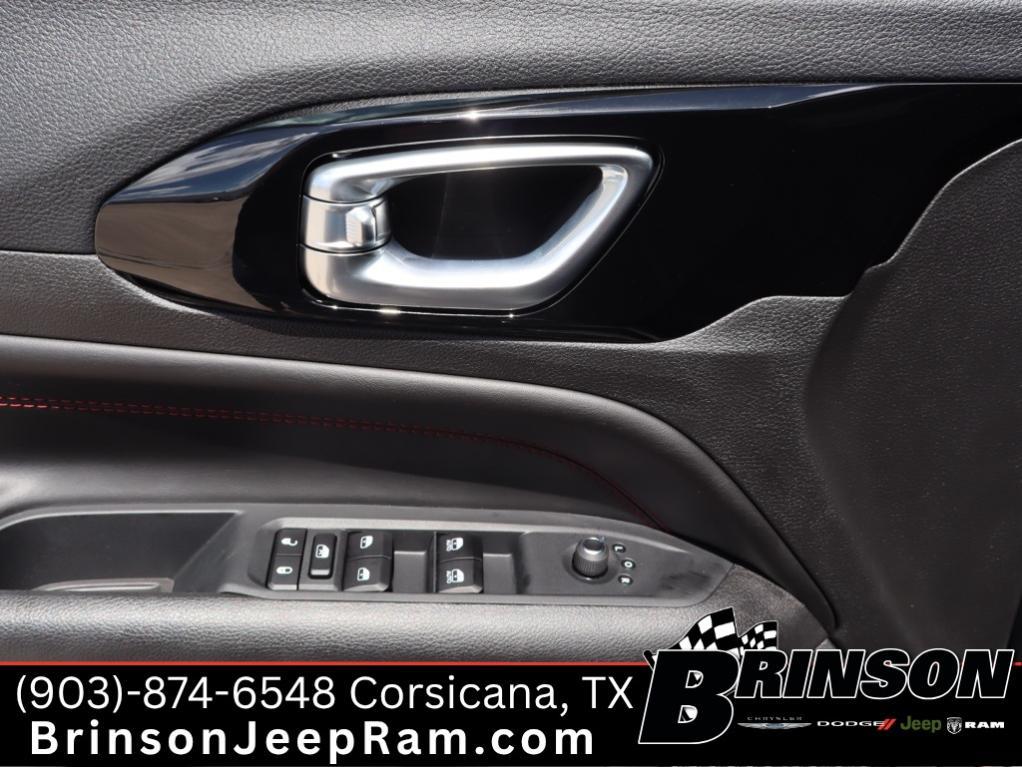 new 2025 Jeep Compass car, priced at $29,849