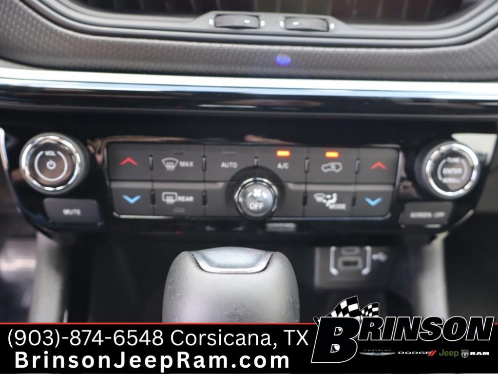 new 2025 Jeep Compass car, priced at $29,849
