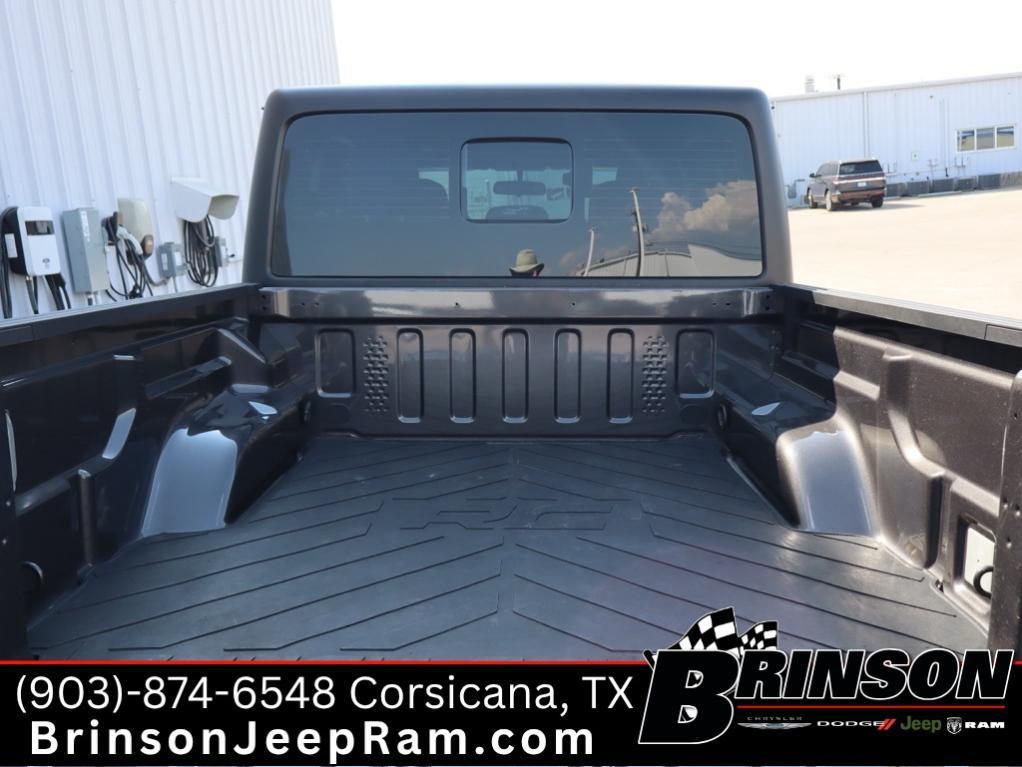 used 2024 Jeep Gladiator car, priced at $37,595