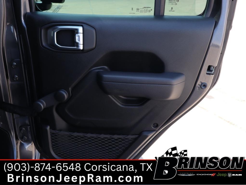 used 2024 Jeep Gladiator car, priced at $37,595