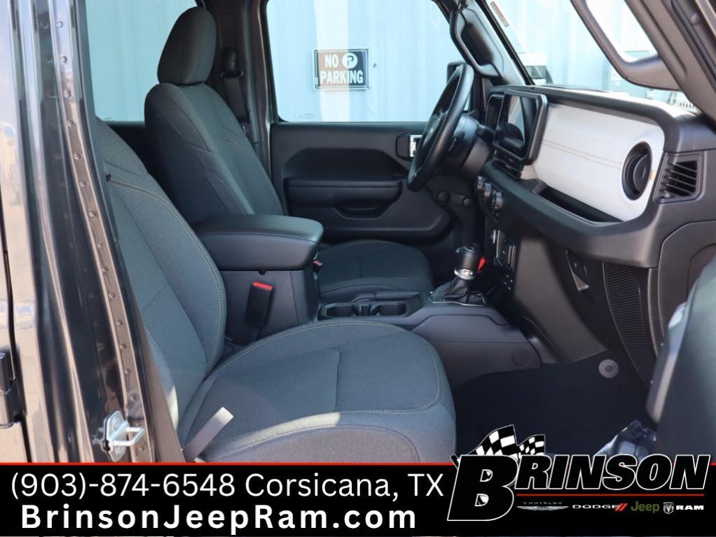 used 2024 Jeep Gladiator car, priced at $37,595
