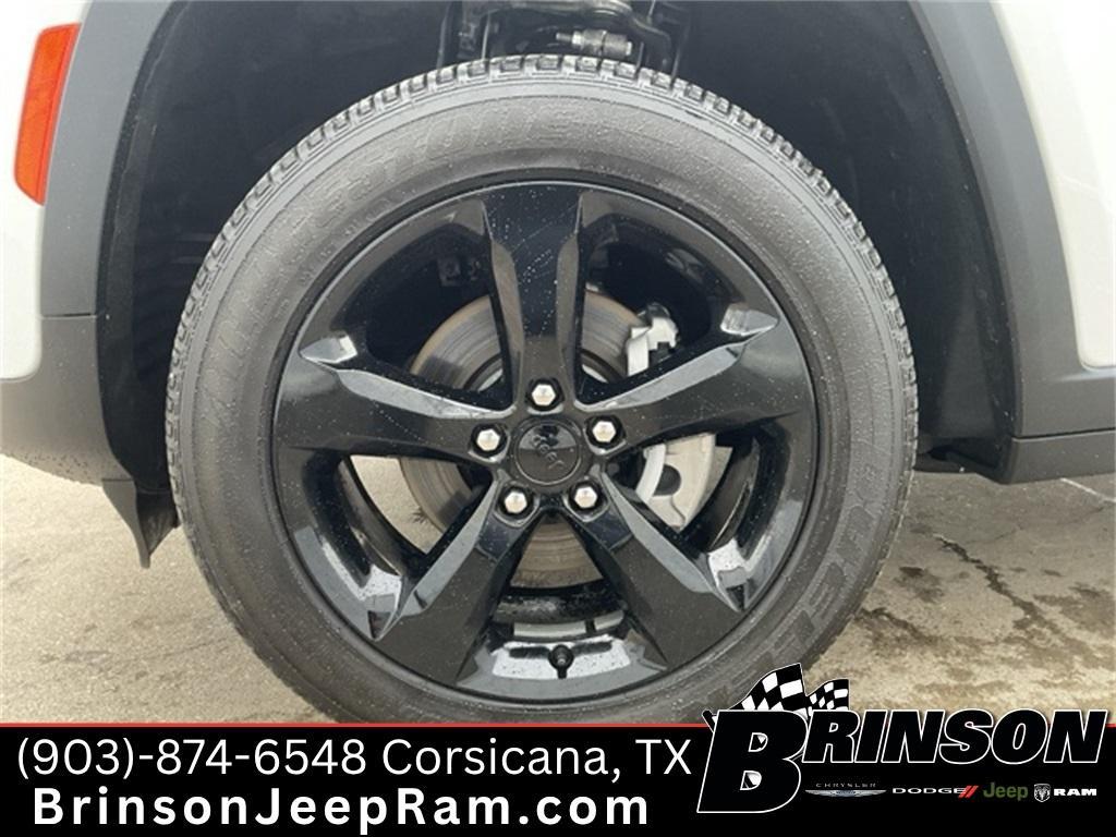 used 2024 Jeep Grand Cherokee car, priced at $34,548