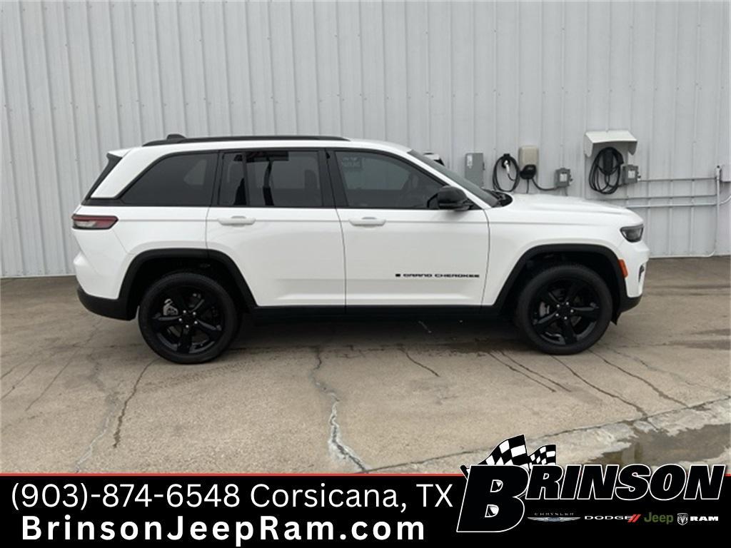 used 2024 Jeep Grand Cherokee car, priced at $34,548