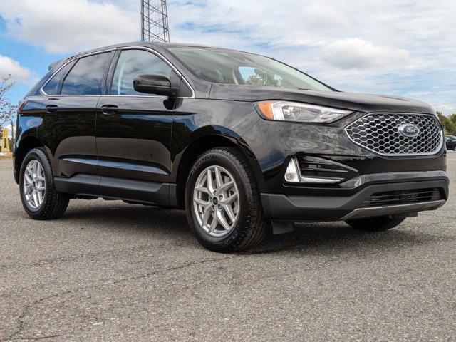new 2024 Ford Edge car, priced at $33,999