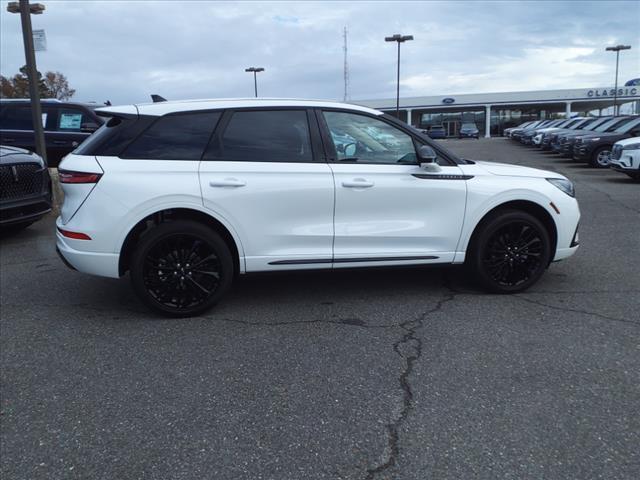 new 2025 Lincoln Aviator car, priced at $78,650