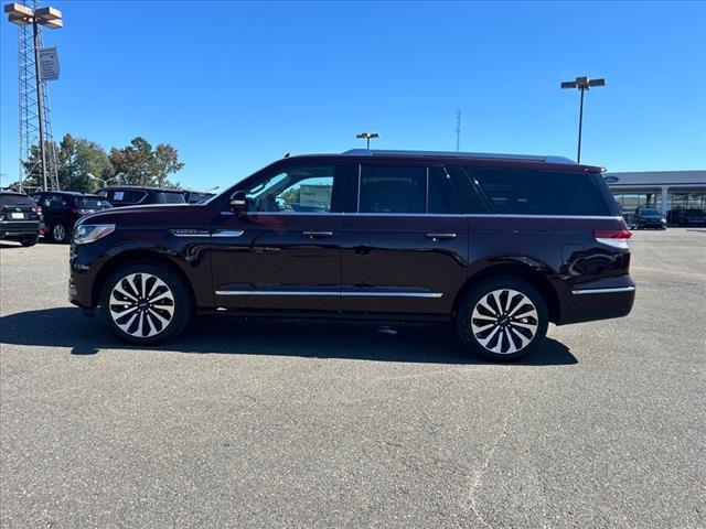 new 2024 Lincoln Navigator car, priced at $104,518