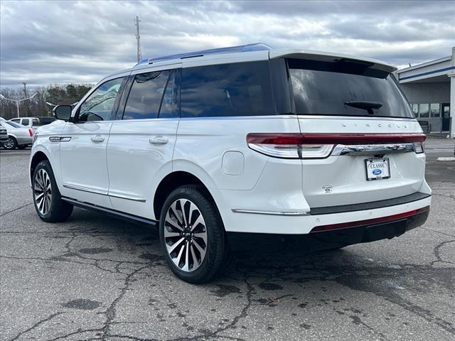 new 2024 Lincoln Navigator car, priced at $97,832