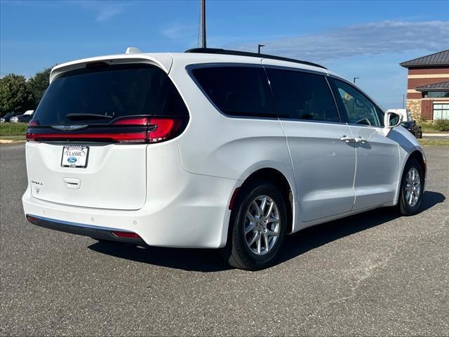 used 2022 Chrysler Pacifica car