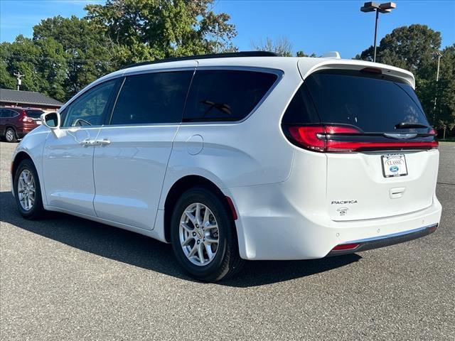 used 2022 Chrysler Pacifica car