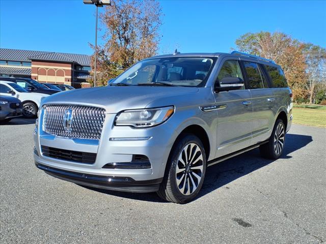 new 2024 Lincoln Navigator car, priced at $100,198