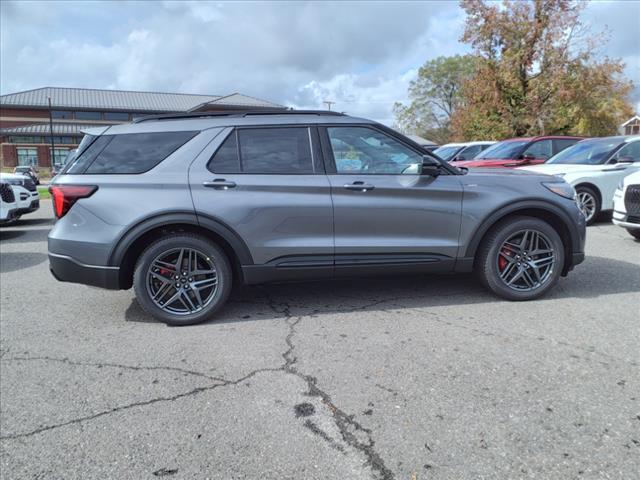 new 2025 Ford Explorer car, priced at $45,845