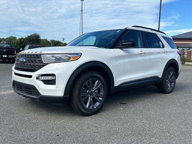 new 2024 Ford Explorer car, priced at $45,320