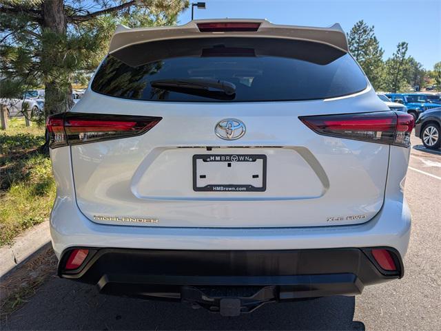 used 2024 Toyota Highlander car, priced at $42,900