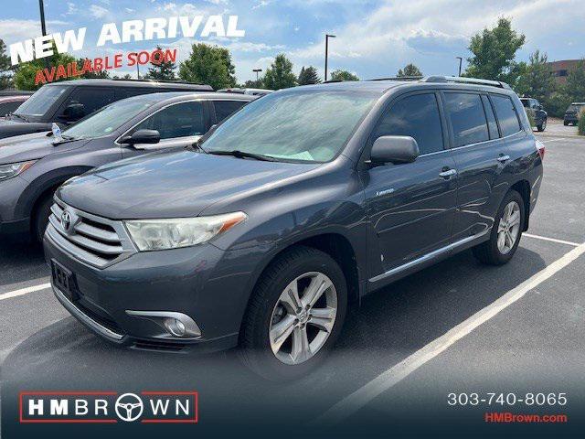 used 2013 Toyota Highlander car, priced at $19,900