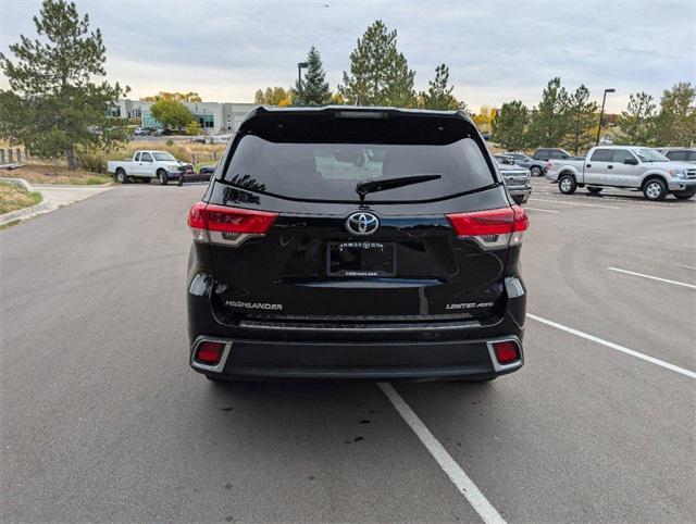 used 2019 Toyota Highlander car, priced at $31,900