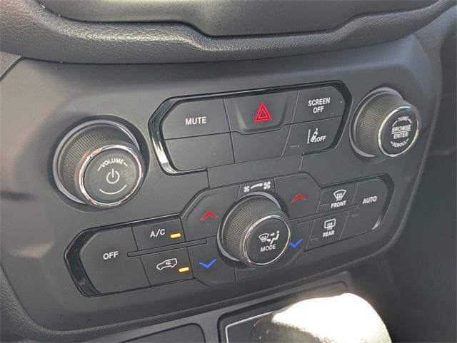 used 2021 Jeep Renegade car, priced at $19,900