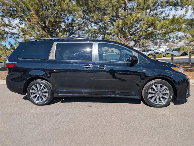 used 2018 Toyota Sienna car, priced at $25,900