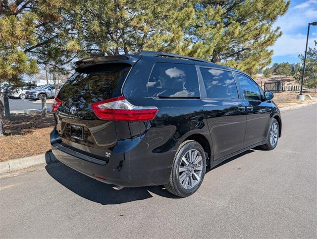 used 2018 Toyota Sienna car, priced at $25,900