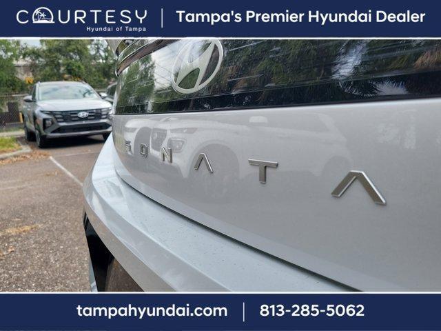 new 2025 Hyundai Sonata Hybrid car, priced at $30,774