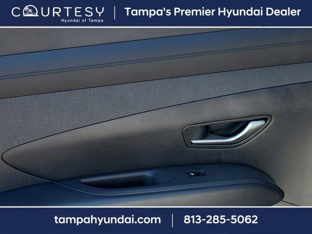 new 2025 Hyundai TUCSON Hybrid car, priced at $36,819