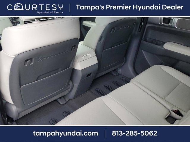 new 2025 Hyundai Santa Fe HEV car, priced at $39,310