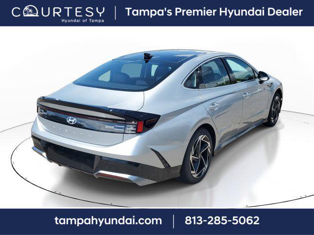 new 2024 Hyundai Sonata car, priced at $28,905