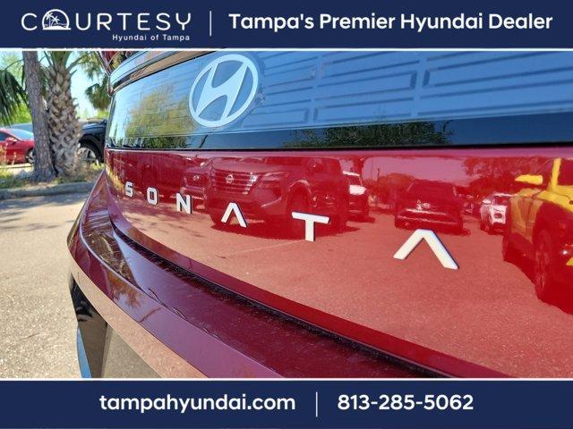 new 2025 Hyundai Sonata Hybrid car, priced at $37,018