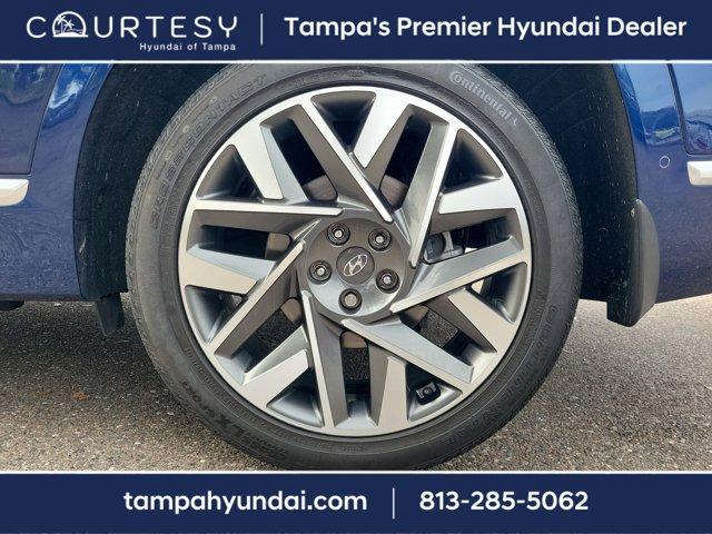 used 2023 Hyundai Santa Fe car, priced at $27,500