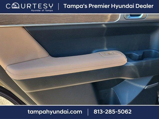 new 2025 Hyundai Santa Fe HEV car, priced at $45,128