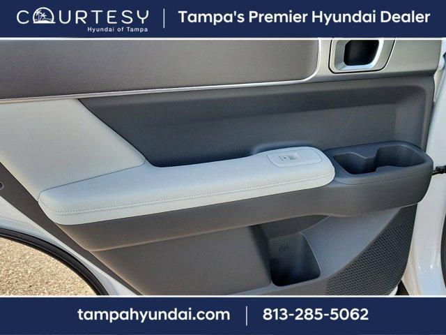 new 2025 Hyundai Santa Fe HEV car, priced at $39,640