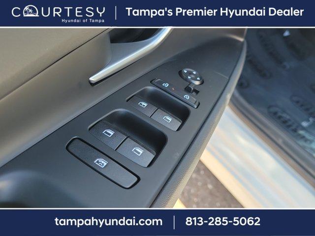 new 2025 Hyundai Elantra car, priced at $23,262