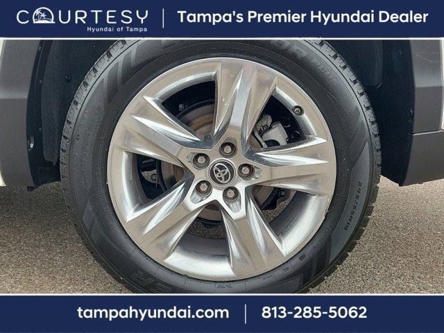 used 2017 Toyota Highlander car, priced at $24,592