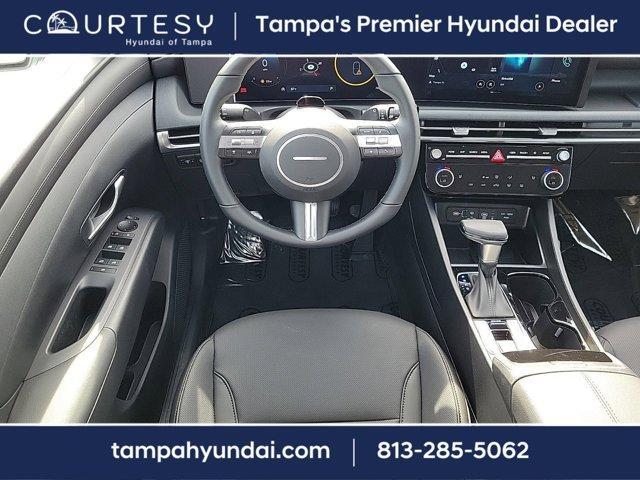 new 2025 Hyundai Tucson car, priced at $32,114