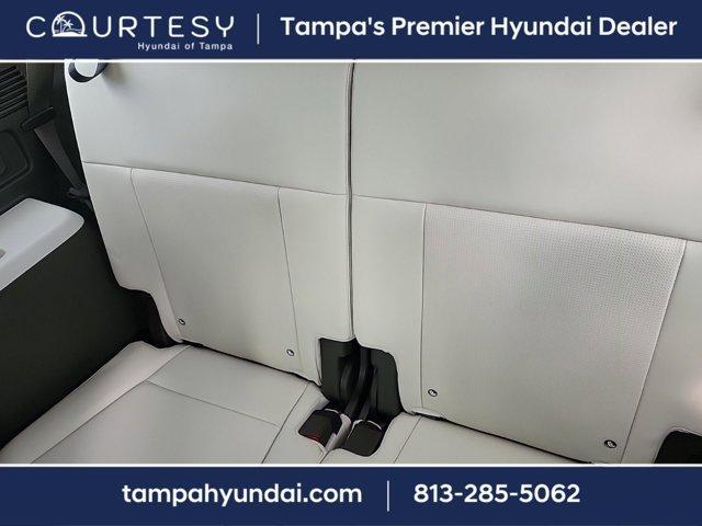 new 2025 Hyundai Santa Fe HEV car, priced at $49,940