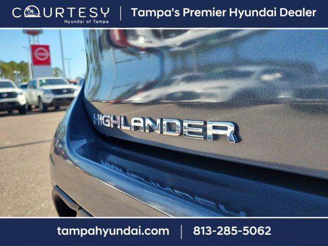 used 2021 Toyota Highlander car, priced at $30,894